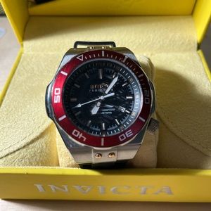 Invicta pro diver automatic watch